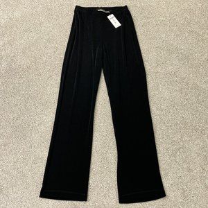 NWT Chico’s Travelers Classic No Tummy Pants Black Size 0 Regular